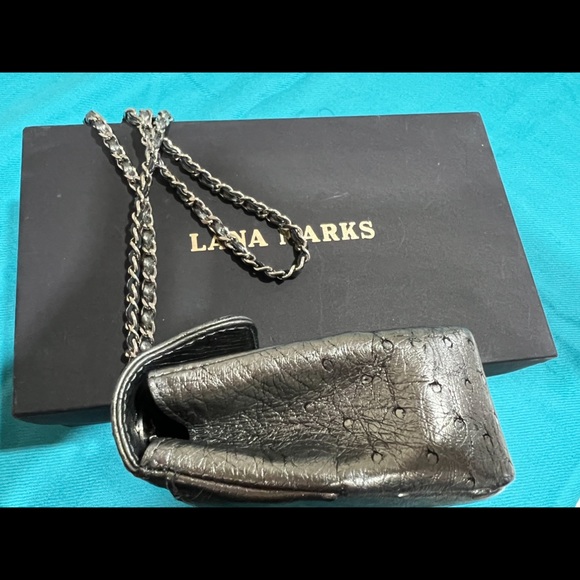 LANA MARKS BAG MEDIUM CHAIN METALLIC
PLATINUM OSTRICH LEATHER HANDBAG - Picture 5 of 8